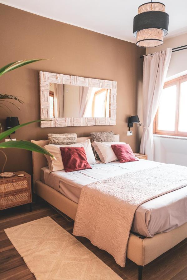 Suite Yenne 2 Cagliari Kültér fotó